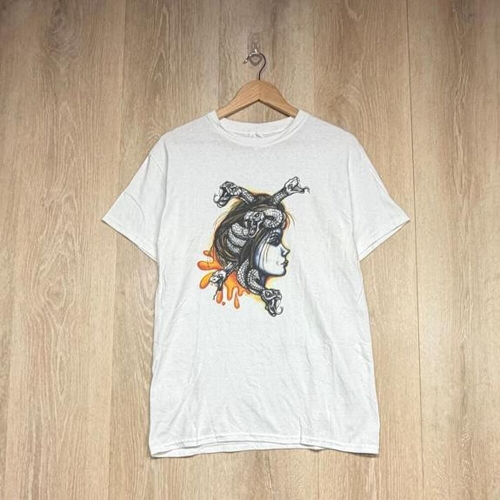 Gildan Men's White and Cream T-shirt